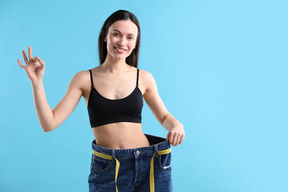 متى تظهر نتائج عملية شفط الدهون وأهم النصائح بعدها